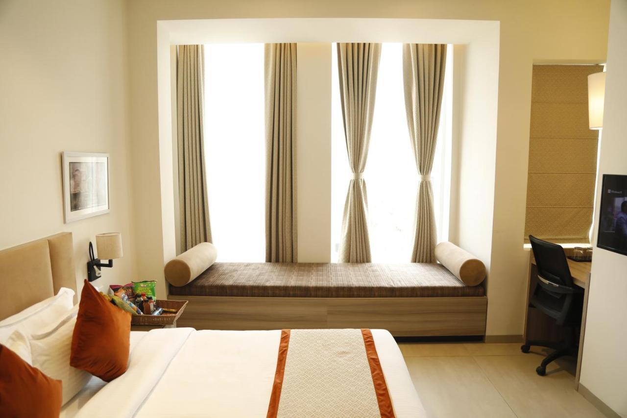 Hotel The Royal Vista 바라나시 외부 사진
