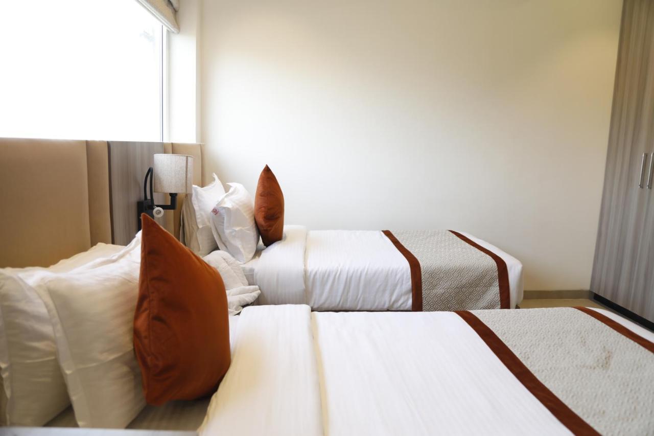 Hotel The Royal Vista 바라나시 외부 사진