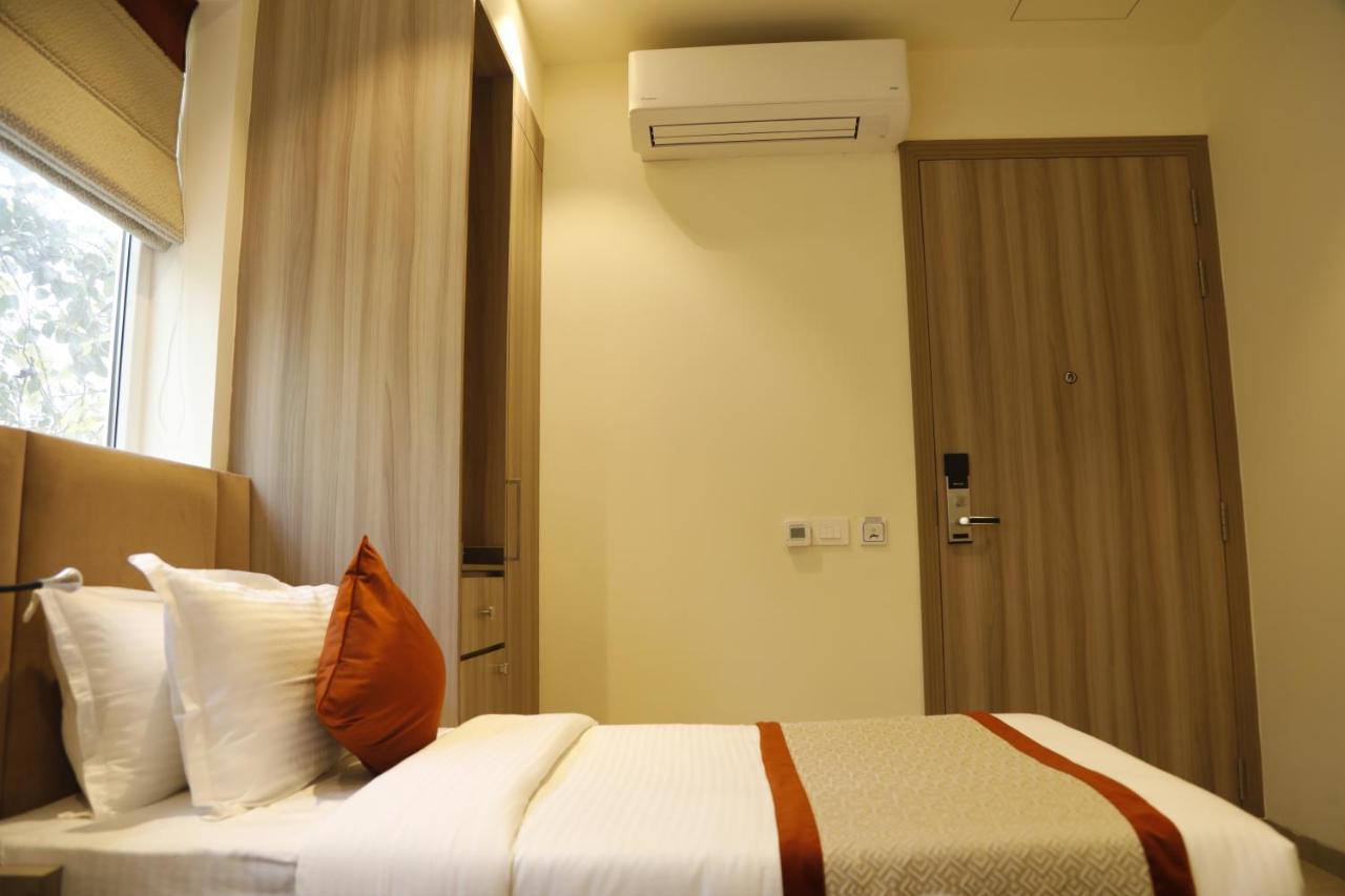 Hotel The Royal Vista 바라나시 외부 사진
