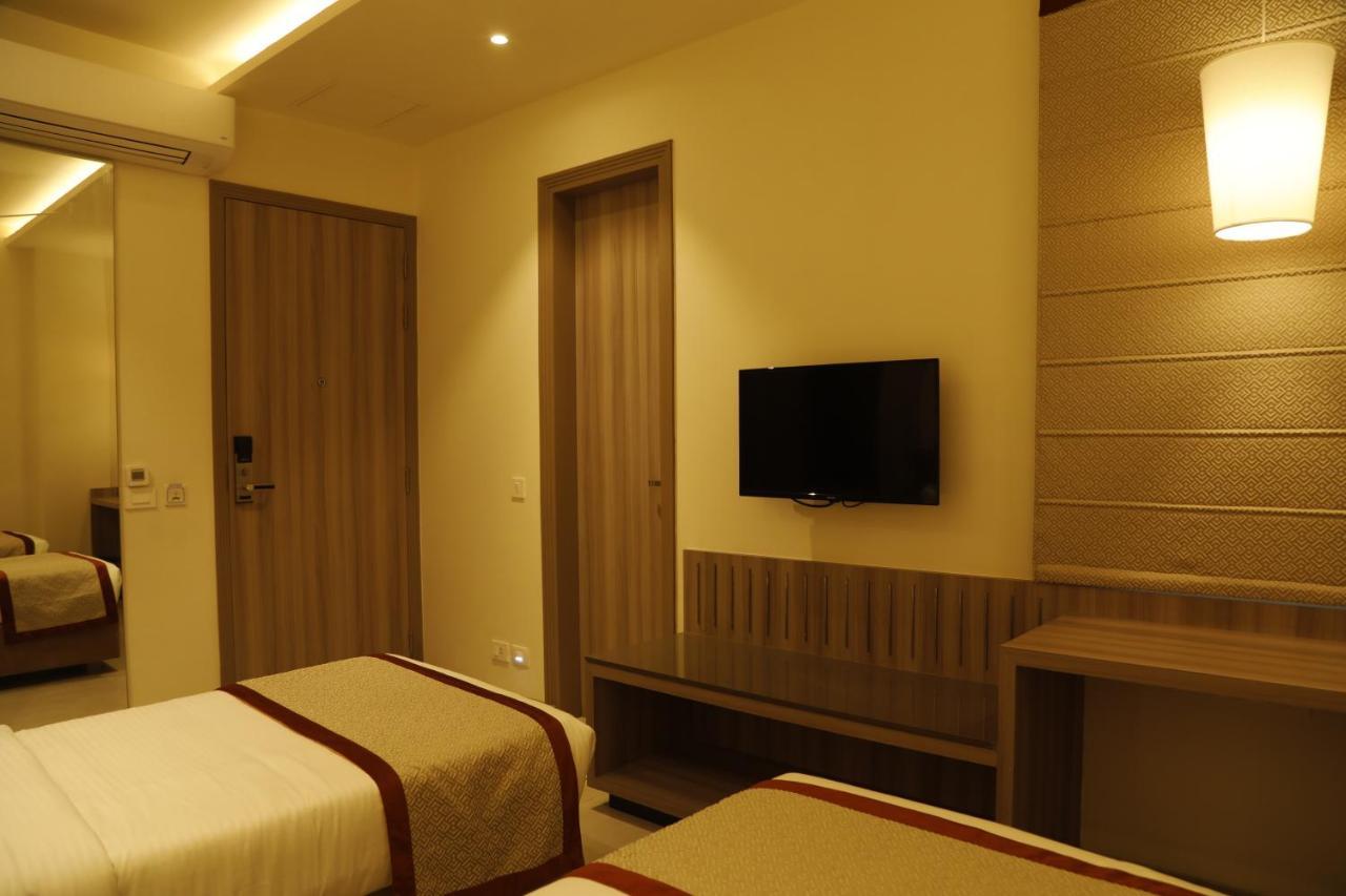 Hotel The Royal Vista 바라나시 외부 사진