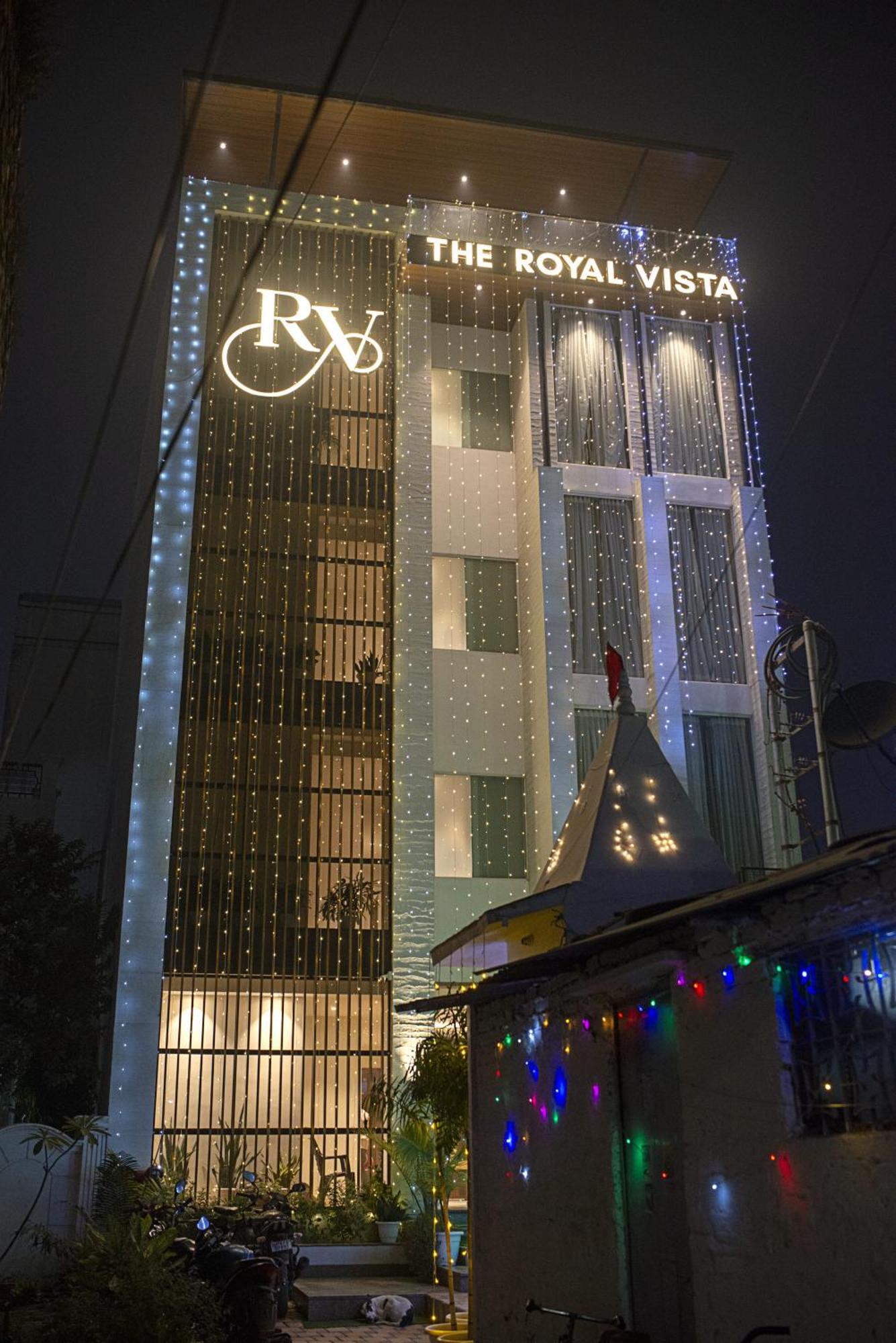 Hotel The Royal Vista 바라나시 외부 사진