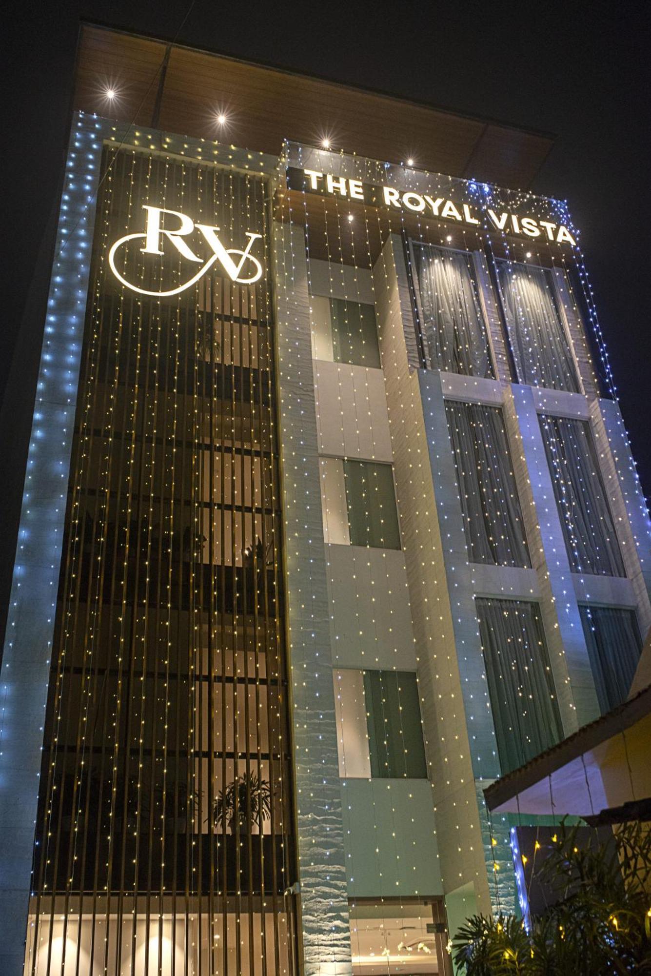 Hotel The Royal Vista 바라나시 외부 사진
